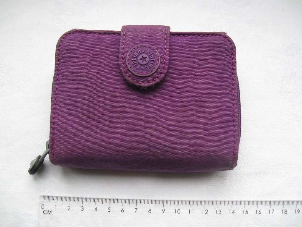 KIPLING paarse portemonnee goede staat, Sieraden, Tassen en Uiterlijk, Portemonnees, Ophalen of Verzenden, Zo goed als nieuw, Paars