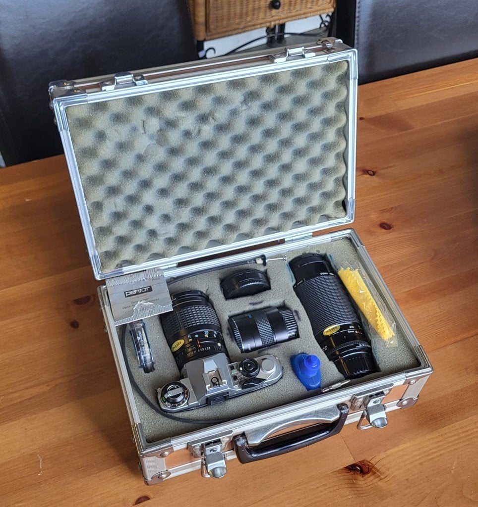 Pentax ME super camera + Converter + Lens + filters (lezen!), Ophalen of Verzenden, Niet werkend, Spiegelreflex, Pentax