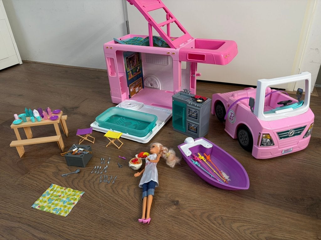 Barbie Speelset De camper, Ophalen, Zo goed als nieuw, Barbie