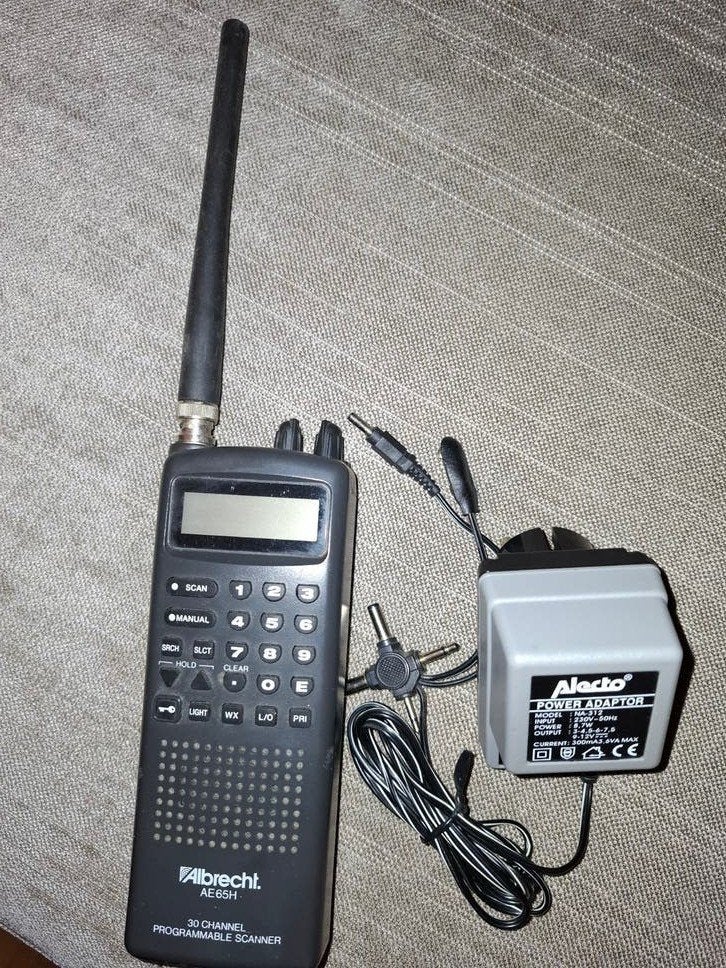 Albrecht AE85SH 30-kanaals programmeerbare scanner, Telecommunicatie, Zenders en Ontvangers, Ophalen of Verzenden