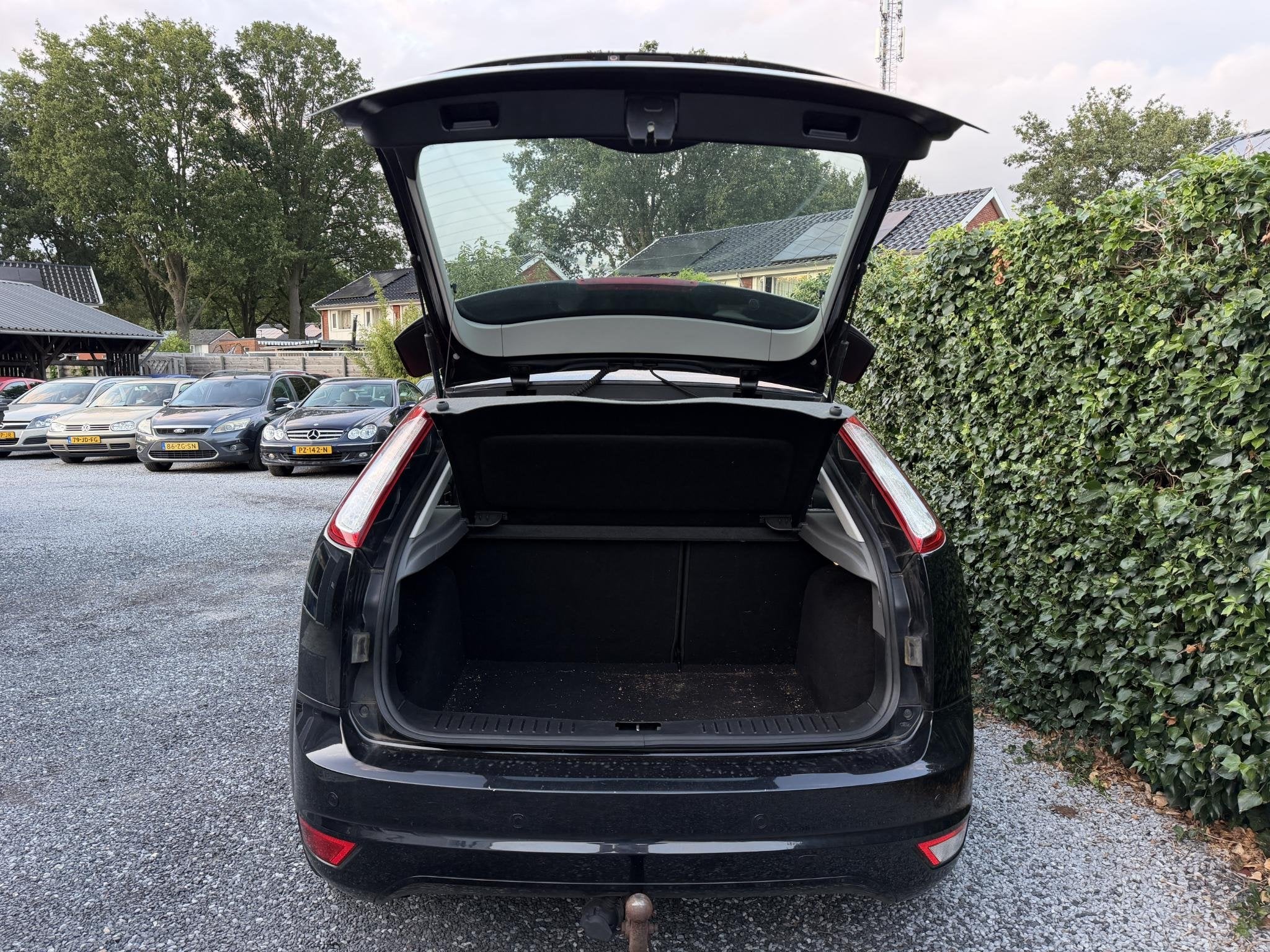 Foto 21 van Ford Focus 1.8 Titanium | Autom. Airco | Cruise Control | El