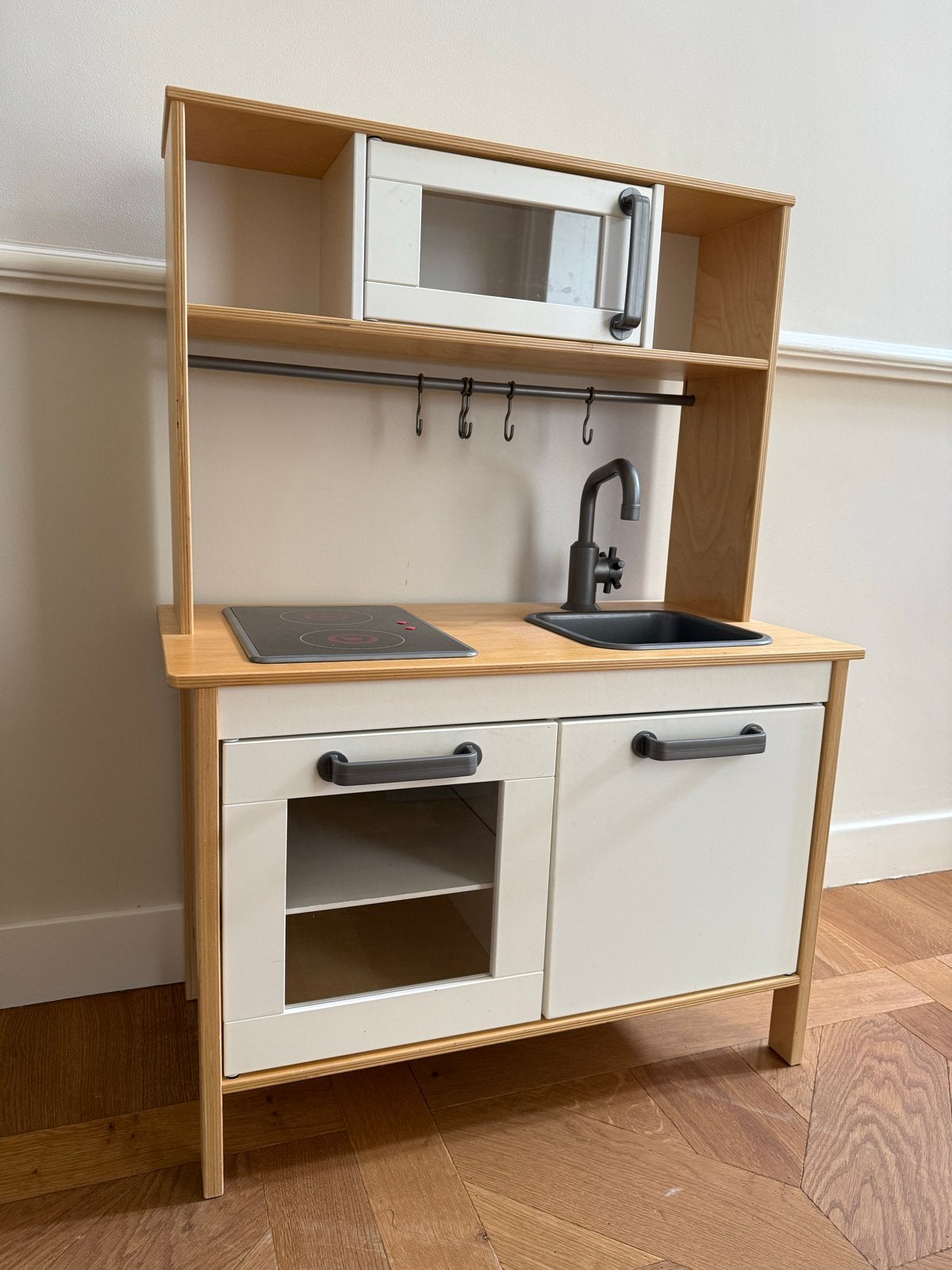 Ikea DUKTIG keukentje met veel toebehoren, Kinderen en Baby's, Speelgoed | Educatief en Creatief, Ophalen, Gebruikt, Ontdekken