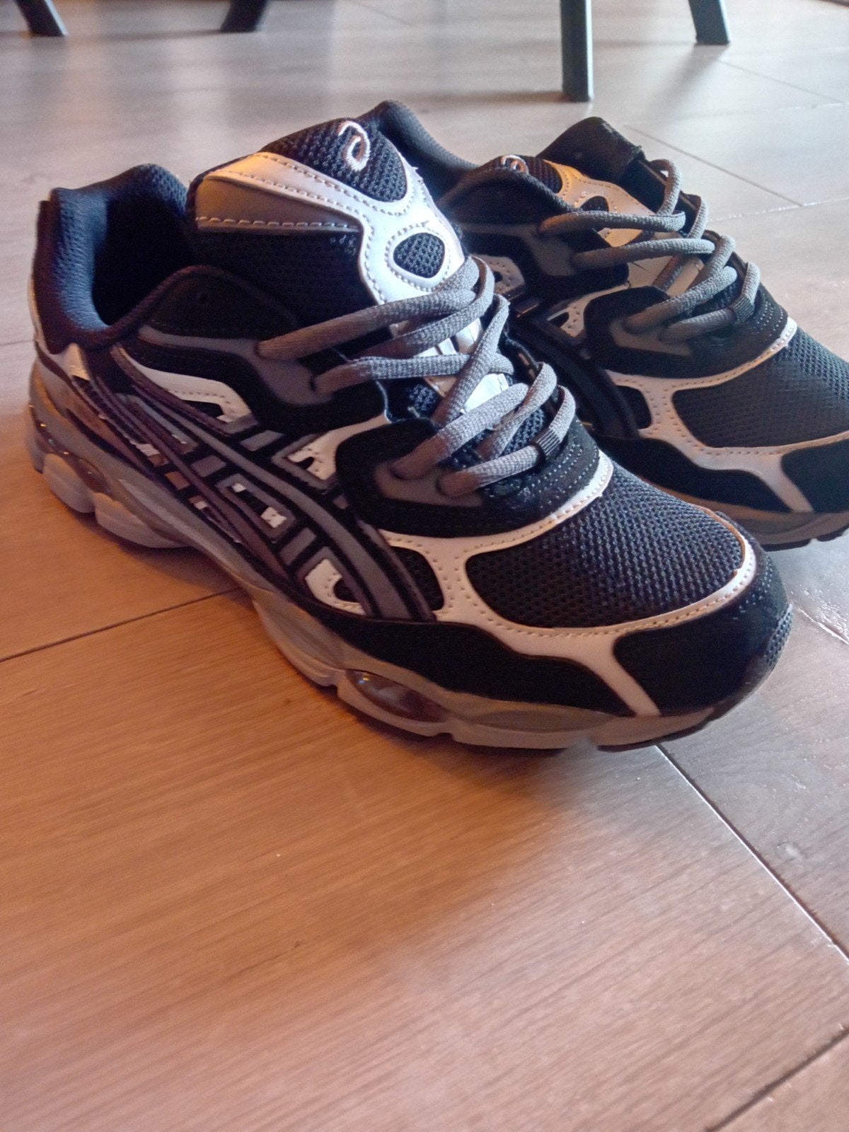 asics gel-nyc zwart maat 43.5 nooit gedragen, Ophalen, Nieuw, Zwart, Asics