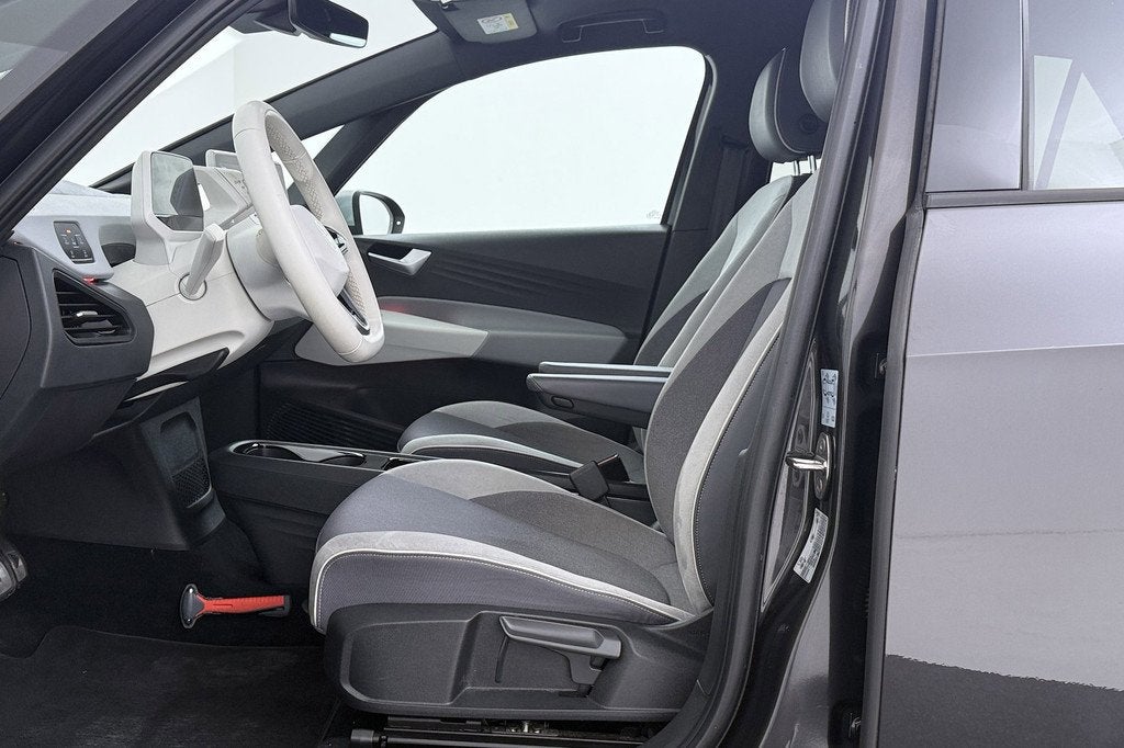 Volkswagen ID.3 First Plus 58 kWh | Trekhaak | Org NL | CarP, Automaat, 966 min, Gebruikt, Zwart