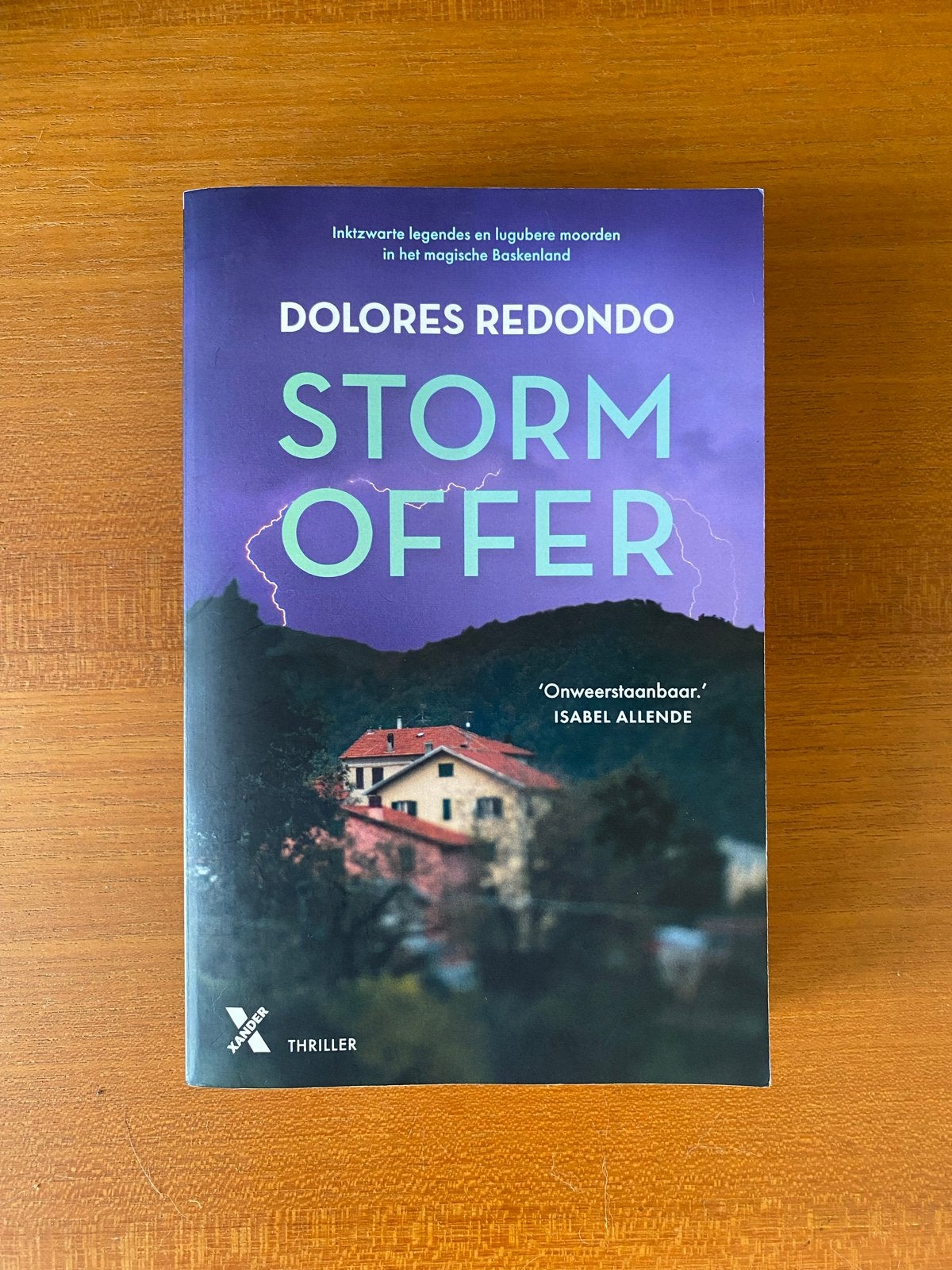 Storm Offer - Dolores Redondo (Thriller), Ophalen, Zo goed als nieuw, Europa overig