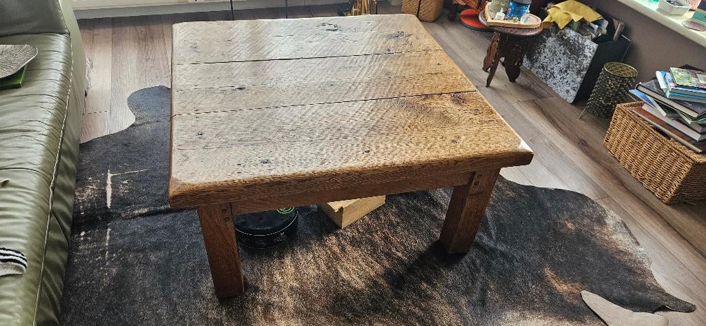 salontafel antiek eiken 90x90x45 (LxBxH), Ophalen