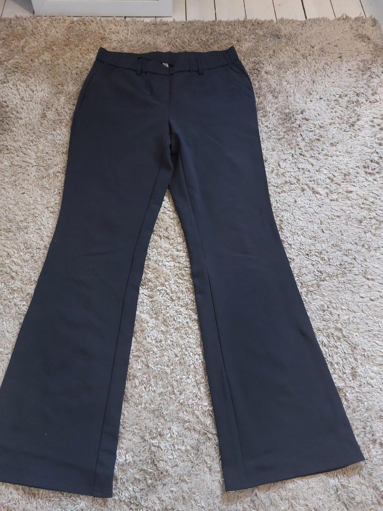 Toni Flared Travel Broek - Donkerblauw, Kleding | Dames, Maat 38/40 (M), Blauw, Ophalen of Verzenden, Zo goed als nieuw