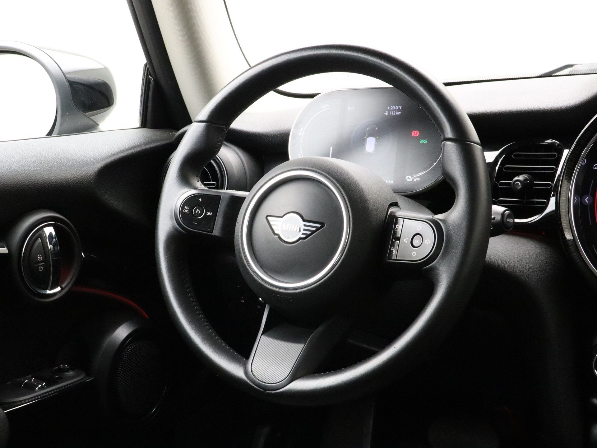 MINI Electric 3-deurs Classic (bj 2022, automaat), Auto's, Dealer onderhouden, Met garantie (alle), 4 stoelen, Leder en Stof