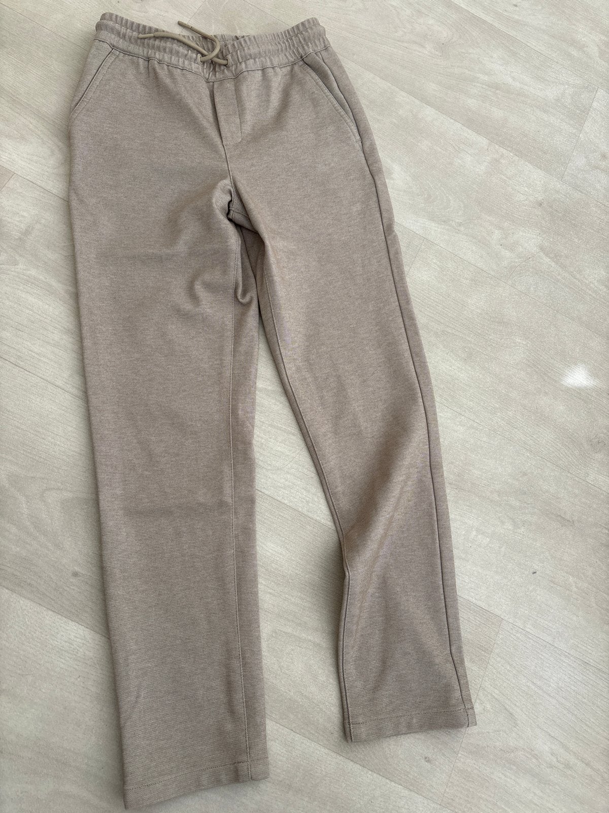 We pantalon / joggers maat 152, Maat 38/40 (M), Beige, Ophalen of Verzenden, Zo goed als nieuw