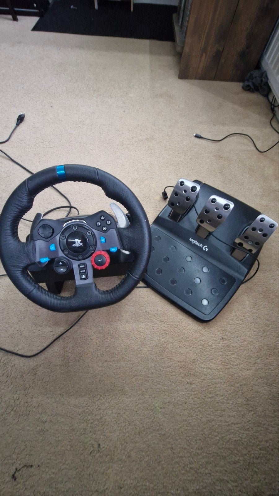 nette logitech g29 te koop, Ophalen, Zo goed als nieuw, Stuurtje of Sportattribuut