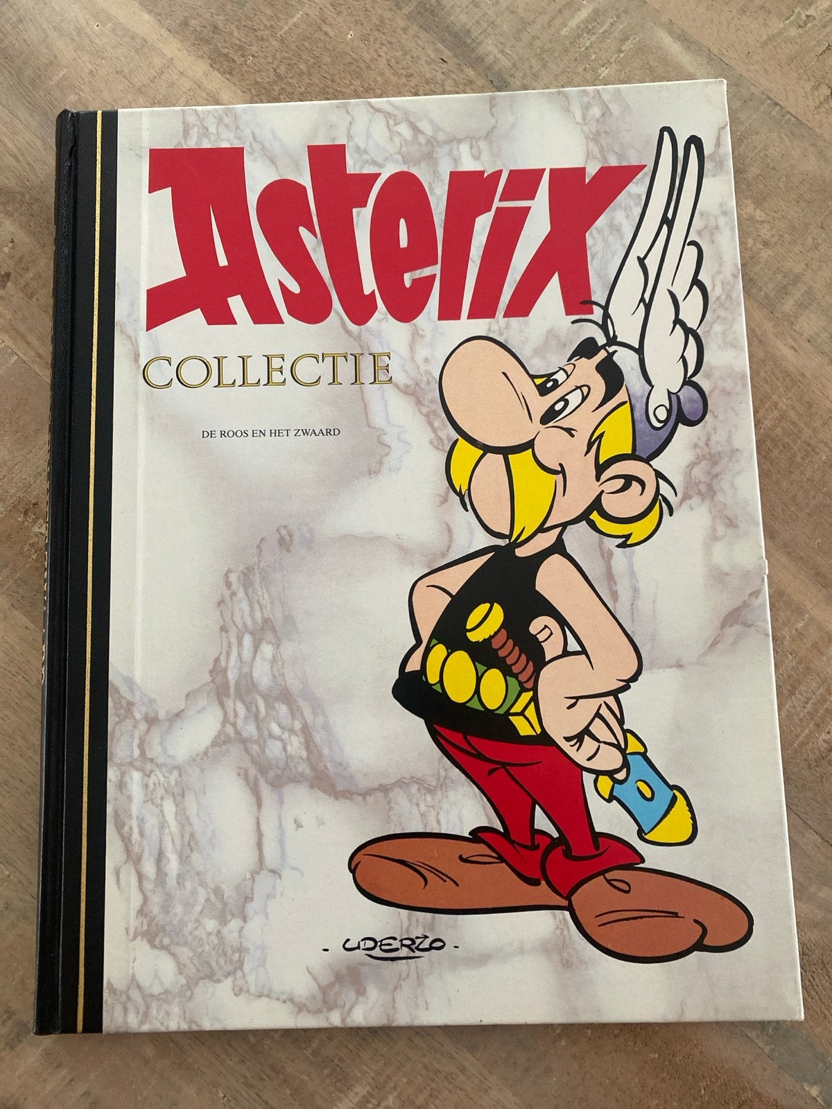 Asterix Lekturama: De Roos en het Zwaard (04-1992), Eén stripboek, Ophalen of Verzenden, Gelezen