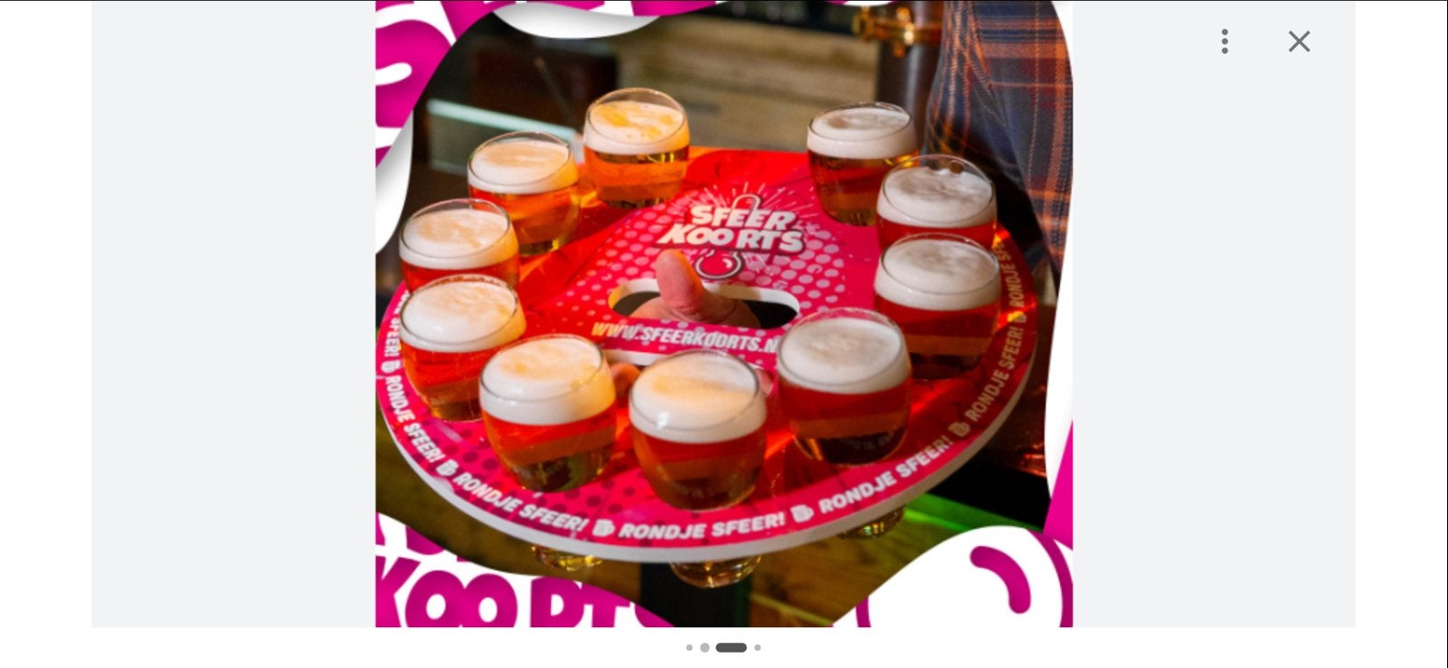 Gezocht: Rond dienblad met 11 gaten voor 11 bierglazen, Ophalen of Verzenden