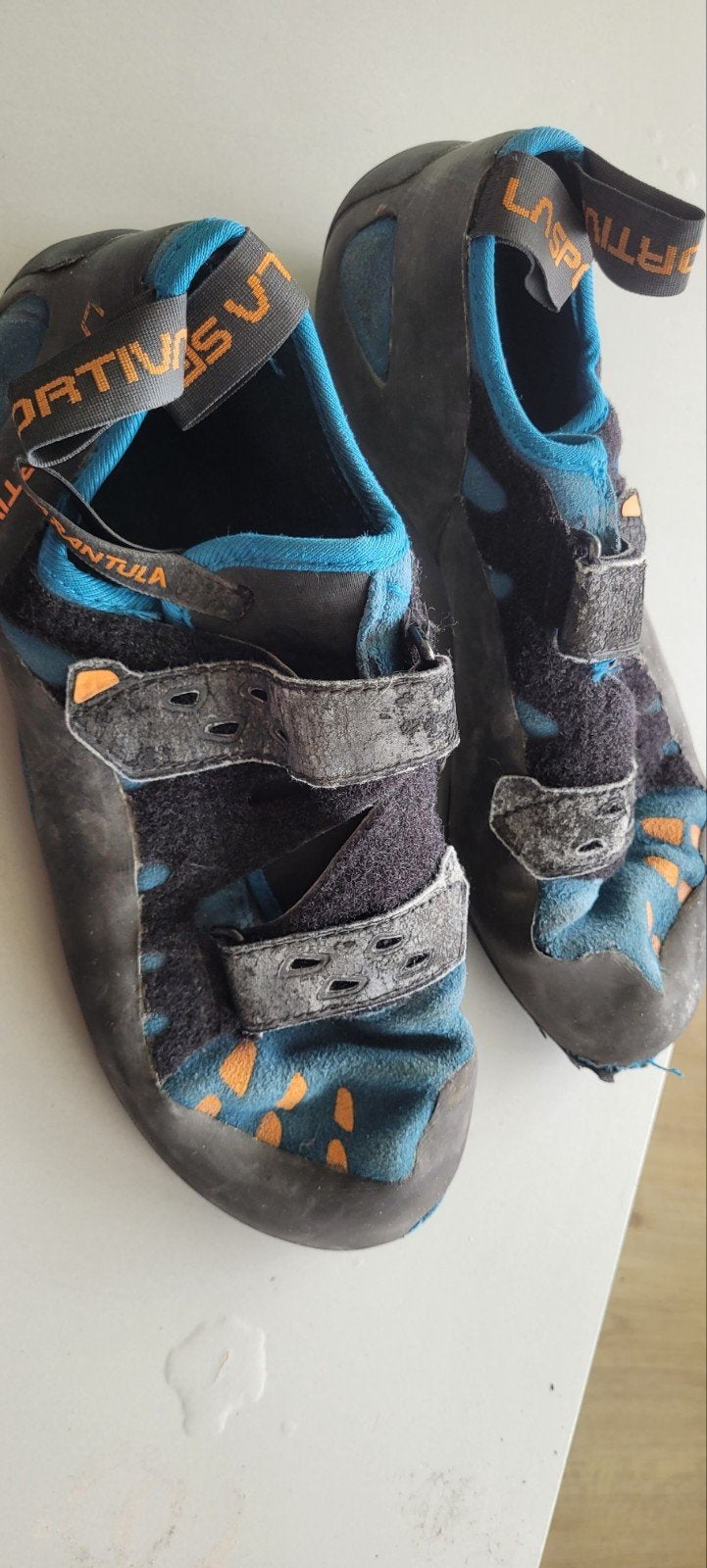 La Sportiva Tarantula klimschoenen - maat 42, Sport en Fitness, Klimsport, Ophalen of Verzenden, Gebruikt, Klimsportschoenen