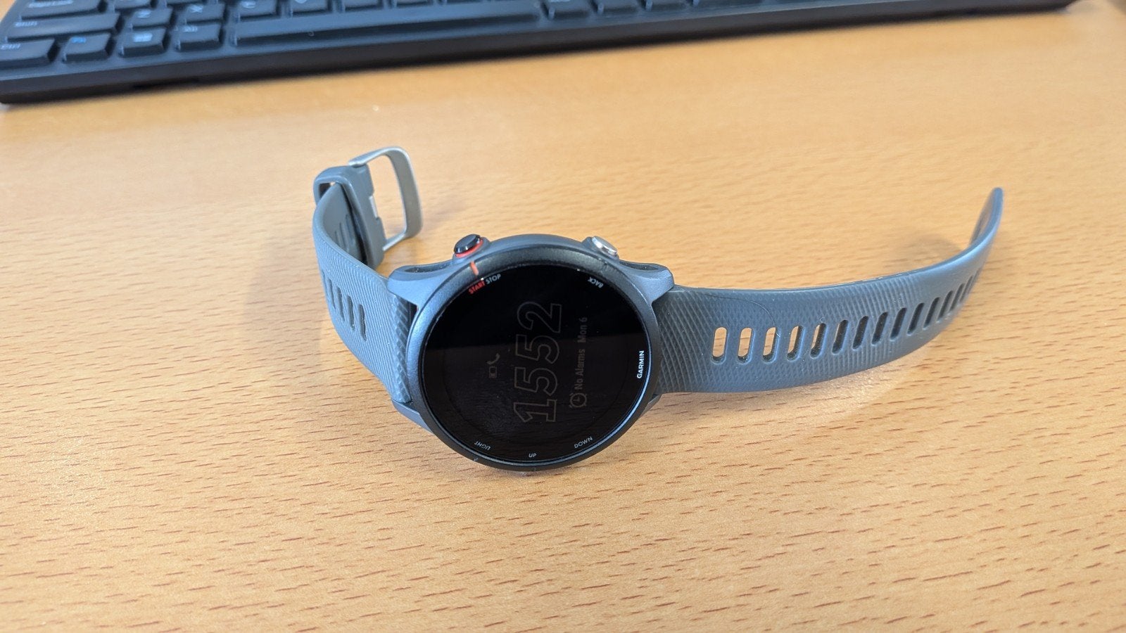 Garmin Forerunner 255 - Grijs - Zo goed als nieuw, Garmin, Ophalen of Verzenden, Zo goed als nieuw, Waterdicht