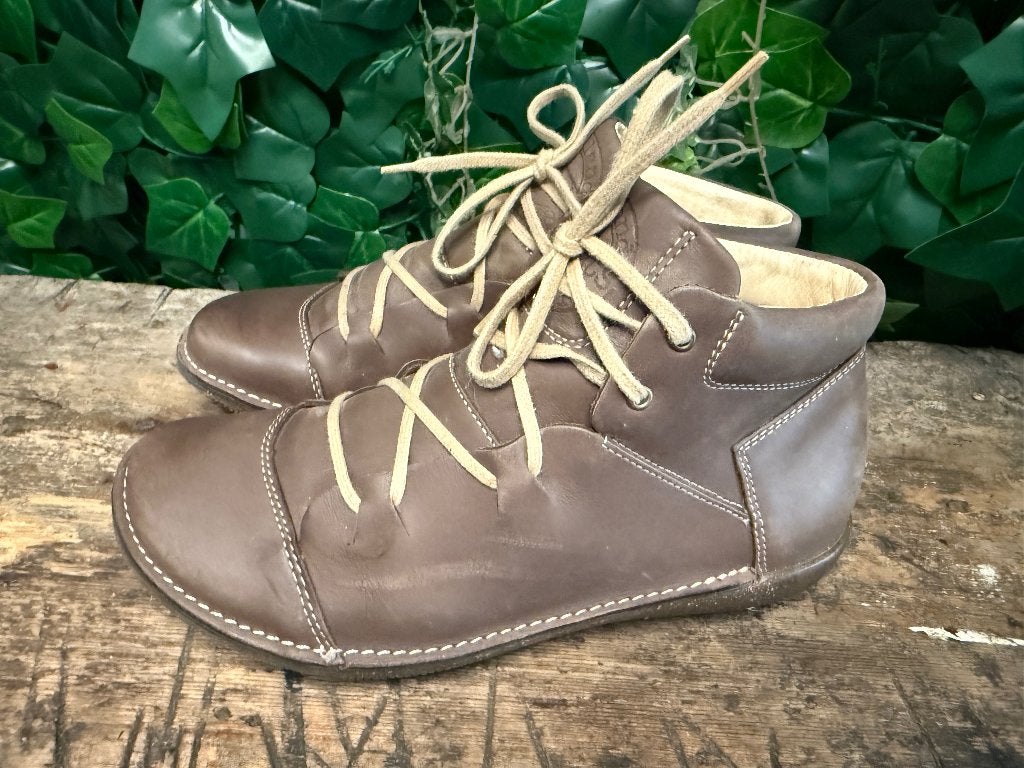 bijna Nieuwe veterschoenen van Loints of Holland maat 37, Kleding | Dames, Schoenen, Bruin, Loints of holland, Lage of Enkellaarzen