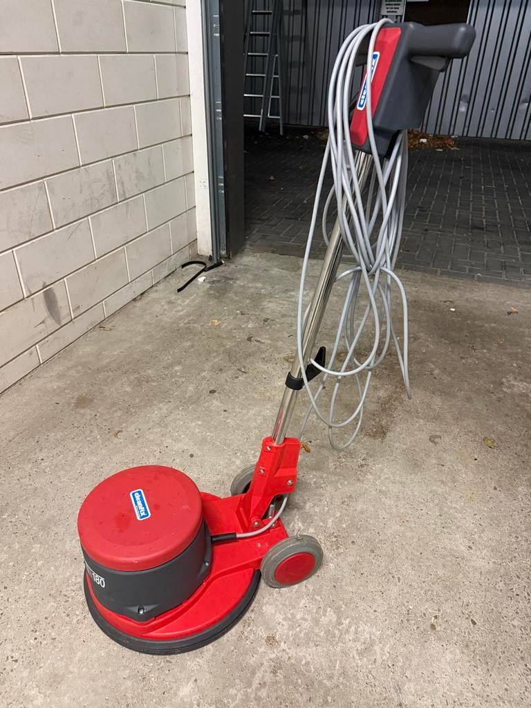 Elematic 180 Schrob- of Zuigmachine, Ophalen, Gebruikt, Schrobmachine