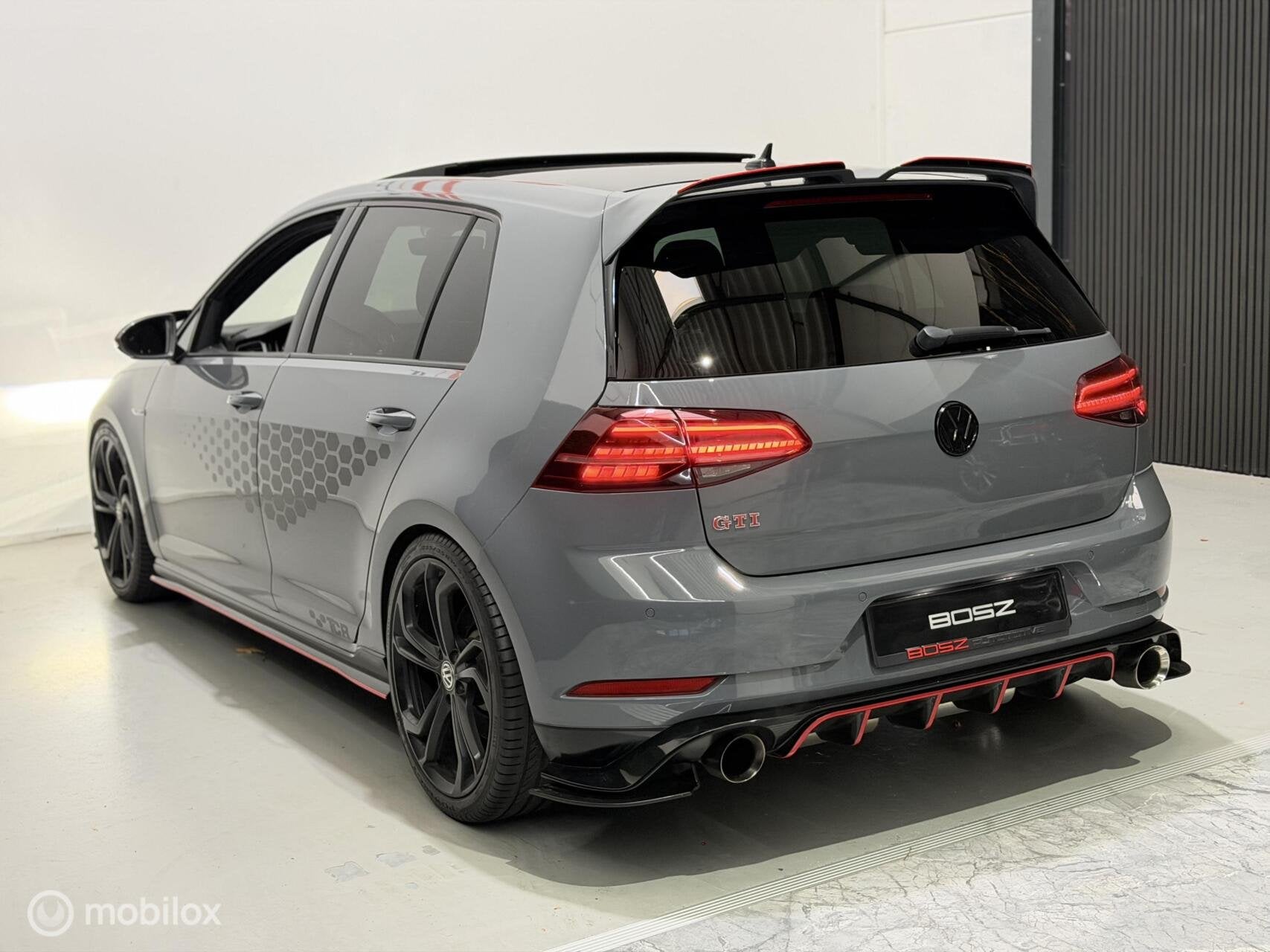 Volkswagen Golf 7.5 2.0 TSI GTI TCR DSG PANO NARDO DCC BULLX, Dealer onderhouden, 15 km/l, 4 cilinders, Alcantara