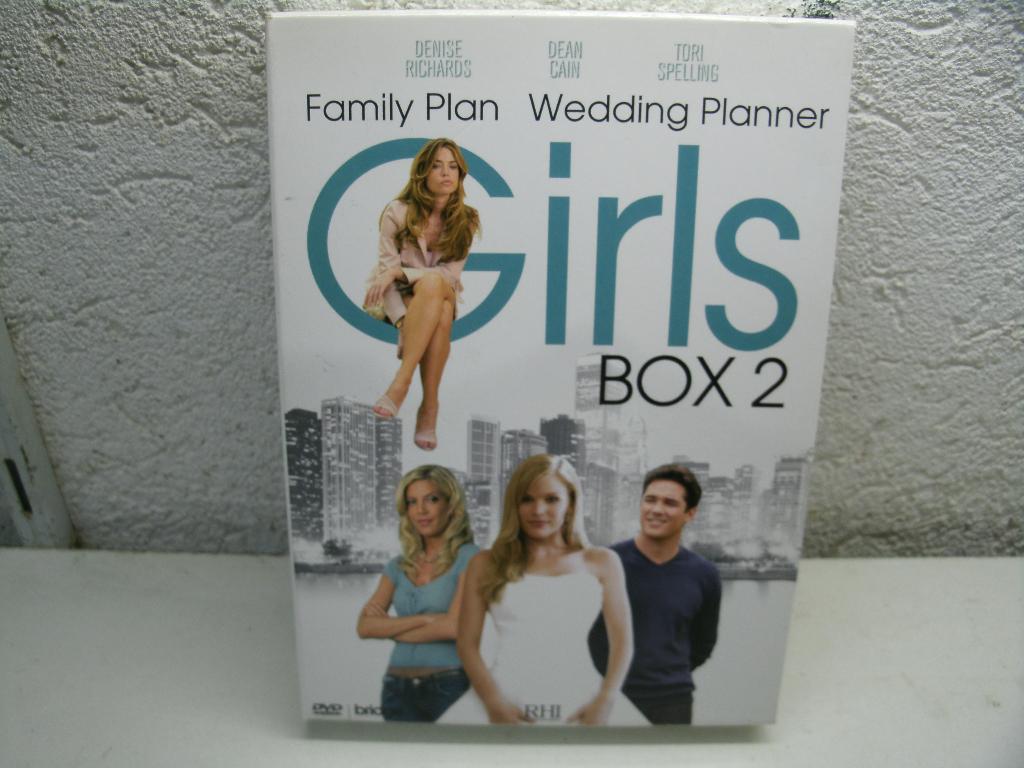 dvd 21b girl box 2  2 dvd, Alle leeftijden, Ophalen of Verzenden, Zo goed als nieuw, Romantische komedie