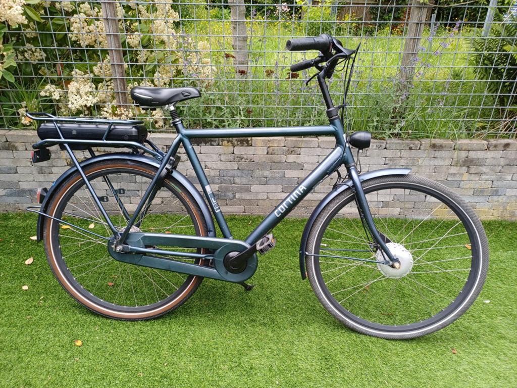 Elektrische Cortina U1, 28 inch banden en 61 cm frame, Fietsen en Brommers, Elektrische fietsen, 59 cm of meer, Ophalen, Gebruikt