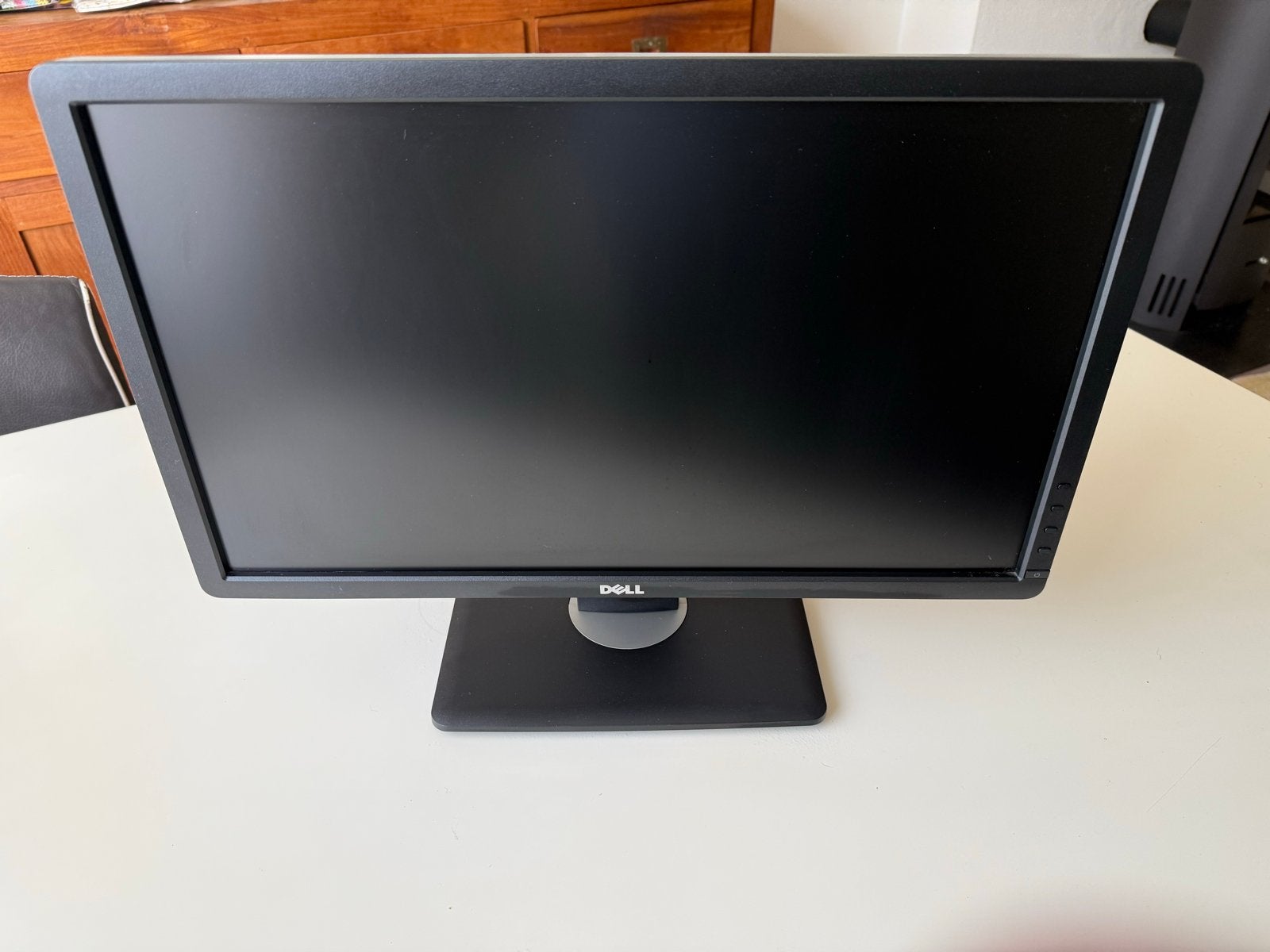 Dell 21.5 inch monitor, Computers en Software, In hoogte verstelbaar, Full HD, Ophalen of Verzenden, Zo goed als nieuw