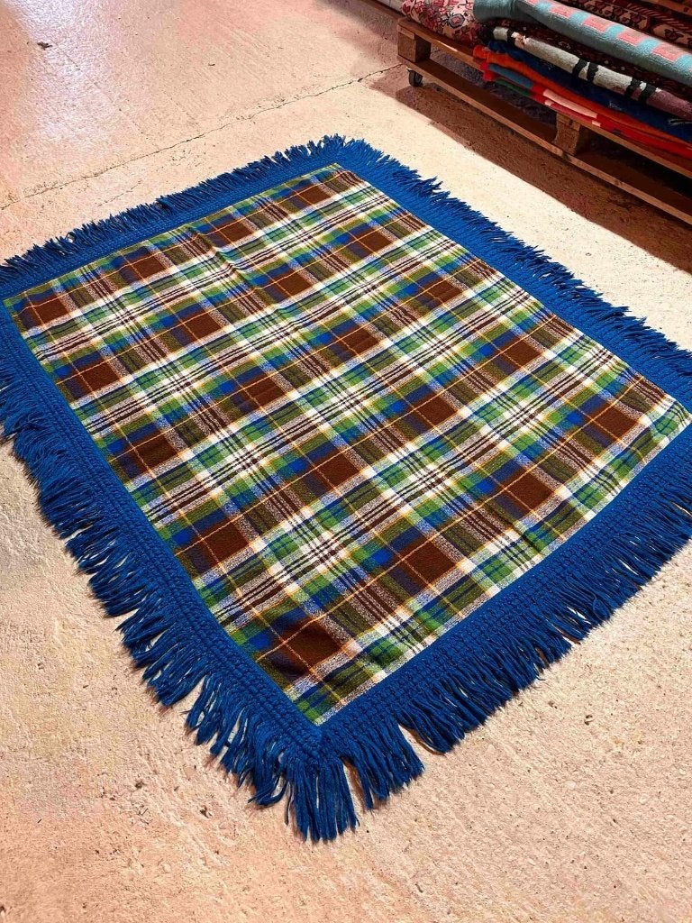 Vintage plaid tafelkleed picknickkleed geruit 147/120 cm, Huis en Inrichting, Blauw, Djt@dejuistetoon.eu, Ophalen of Verzenden