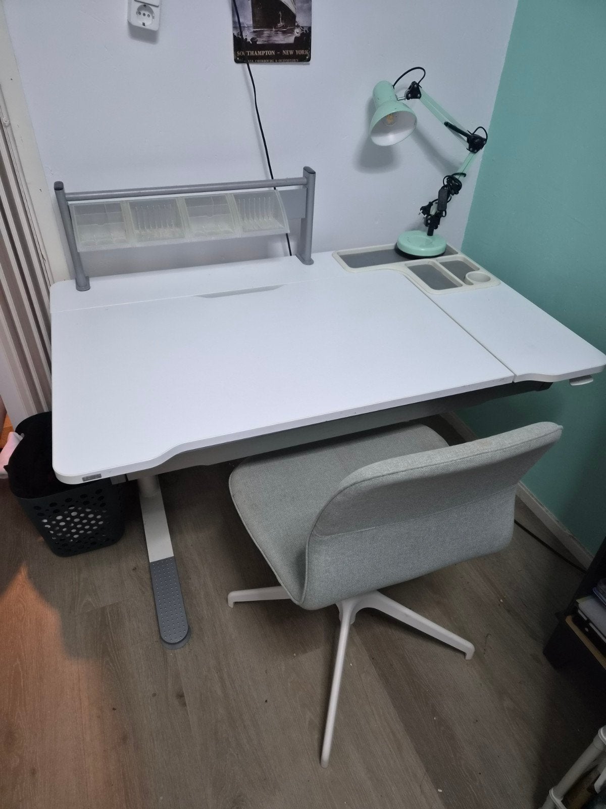 Tekenbureau met kantelbaar blad, lade en opbergbakjes, Ophalen