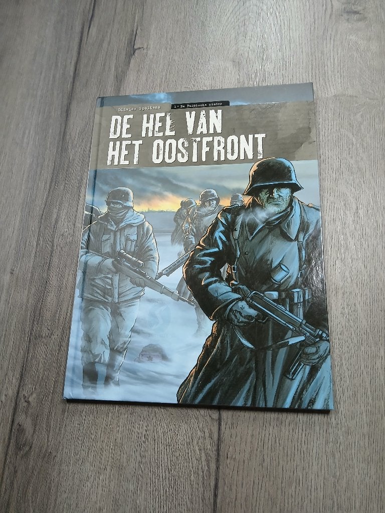 De Hel van het Oostfront Deel 1, Boeken, Tweede Wereldoorlog, Olivier Speltens, Ophalen of Verzenden, Zo goed als nieuw