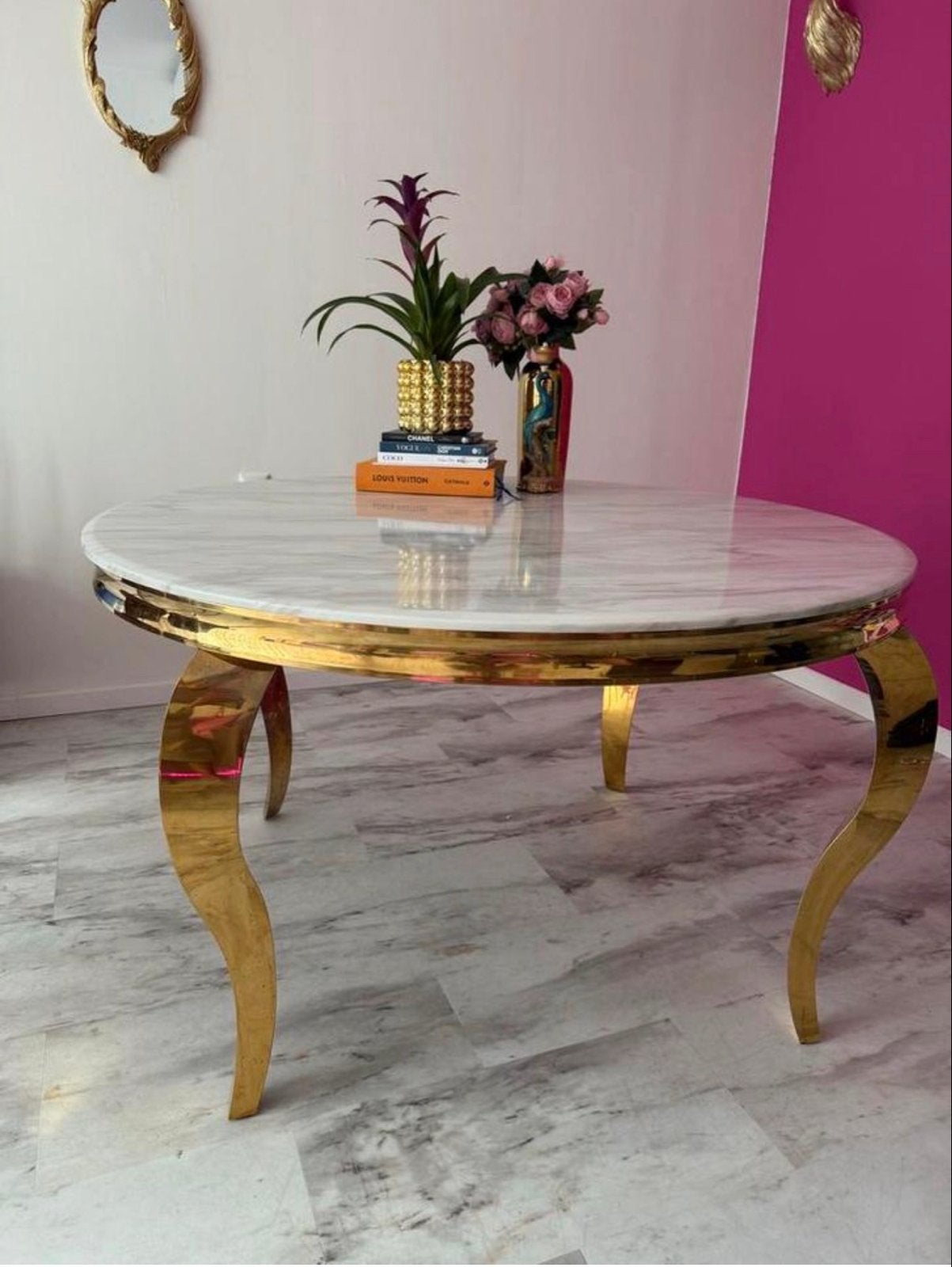 Luxe ronde eettafel met marmeren blad en gouden poten, Huis en Inrichting, Ophalen, Overige materialen, Gebruikt, 50 tot 100 cm