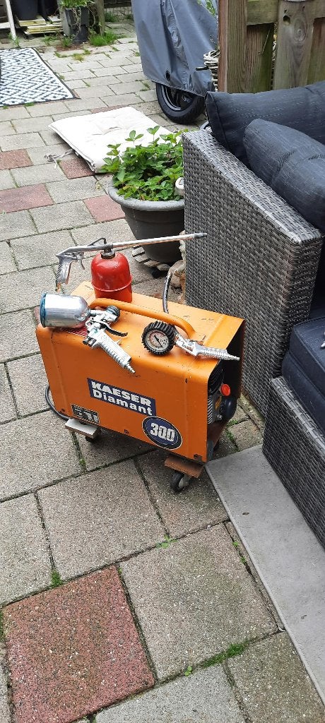 Compressor en toebehoren helemaal compleet, Ophalen, Gebruikt, 10 bar of meer, 25 tot 100 liter