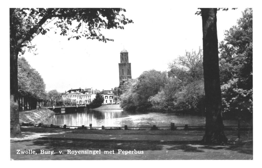 966522 Zwolle Burg v Royensingel Peperbus 1962 Gelopen