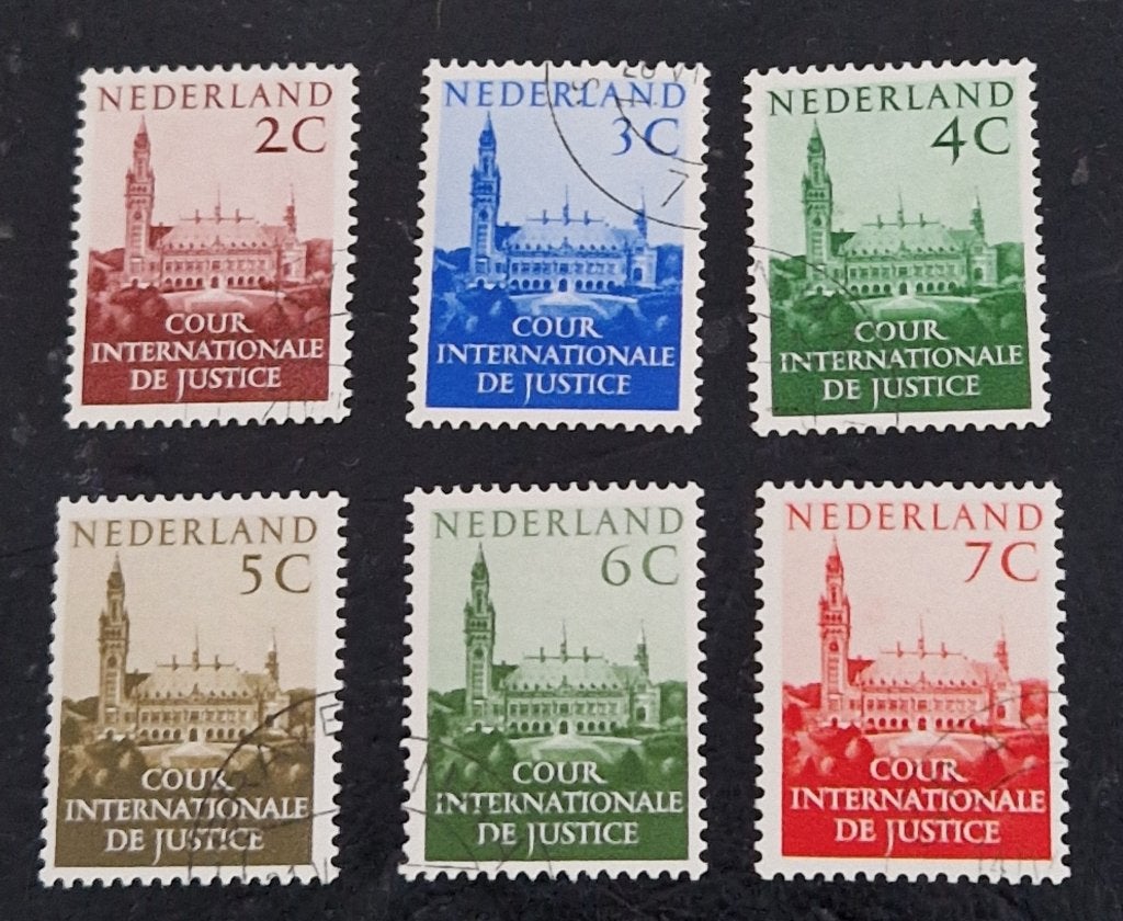 Nederland 1951-1958 - nvph D27-D32  - Vredespaleis, Postzegels en Munten, Ophalen of Verzenden, Na 1940, Gestempeld