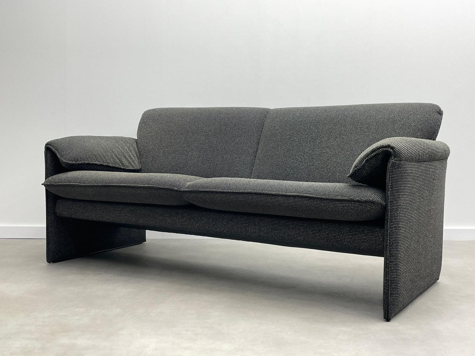 Leolux Bora Bora bank, Ophalen, 125 cm of meer, 125 cm of meer, Zo goed als nieuw