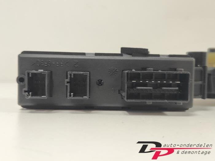 Raammotor Portier van een Citroen C4 Grand Picasso, Gebruikt, -, Ophalen of Verzenden, -