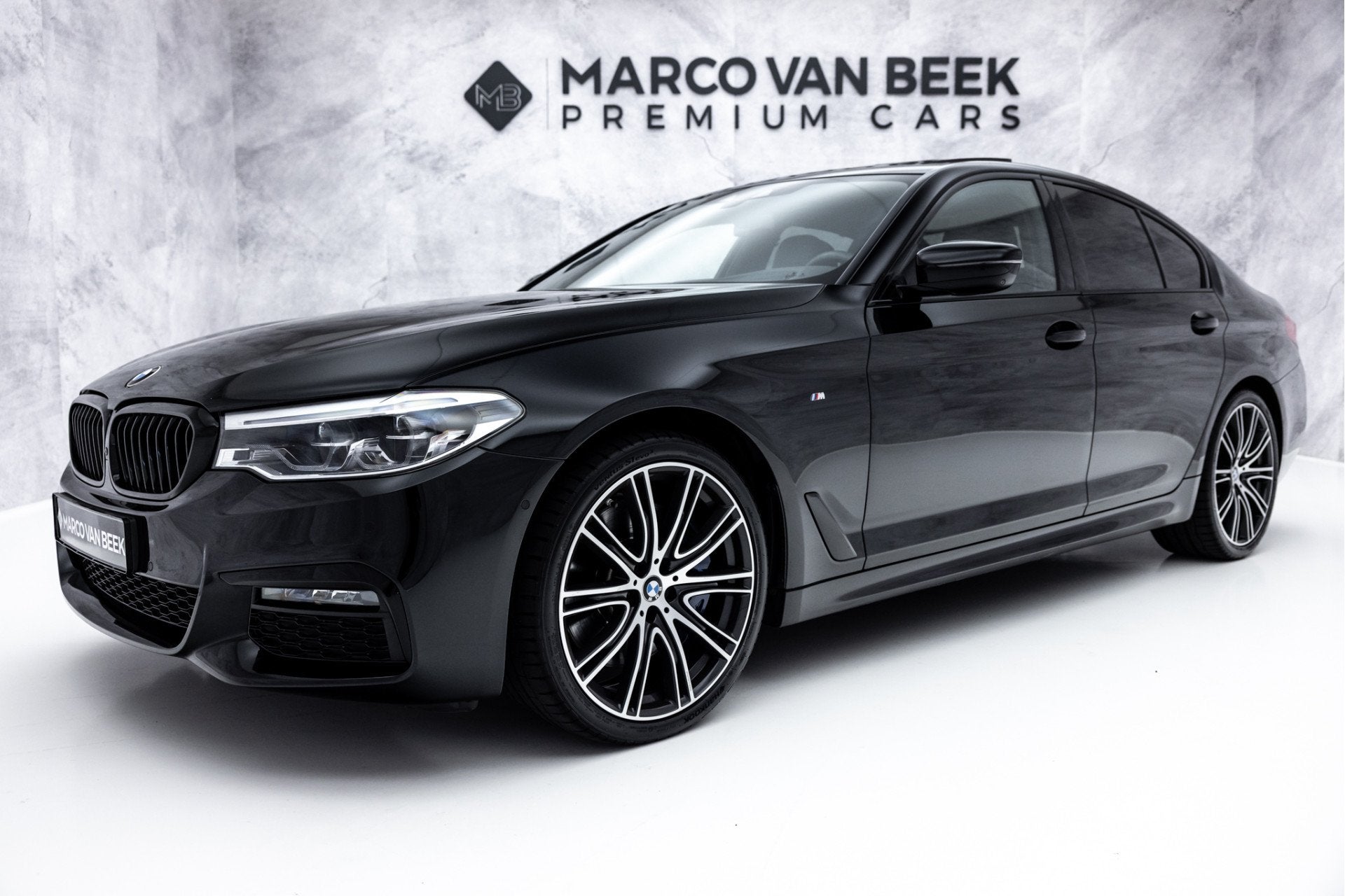 BMW 5 Serie 540i xDrive High Executive M-Sport | Pano | Acht, Automaat, 12 maanden, Gebruikt, Bedrijf