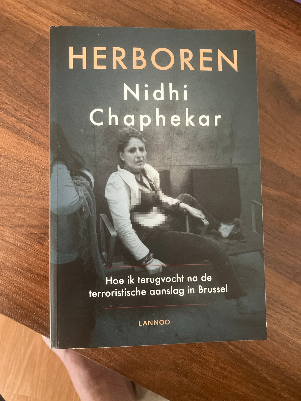 Herboren - Nidhi Chaphekar - Hoe ik terugvocht, Boeken, Ophalen of Verzenden, Zo goed als nieuw, Overige