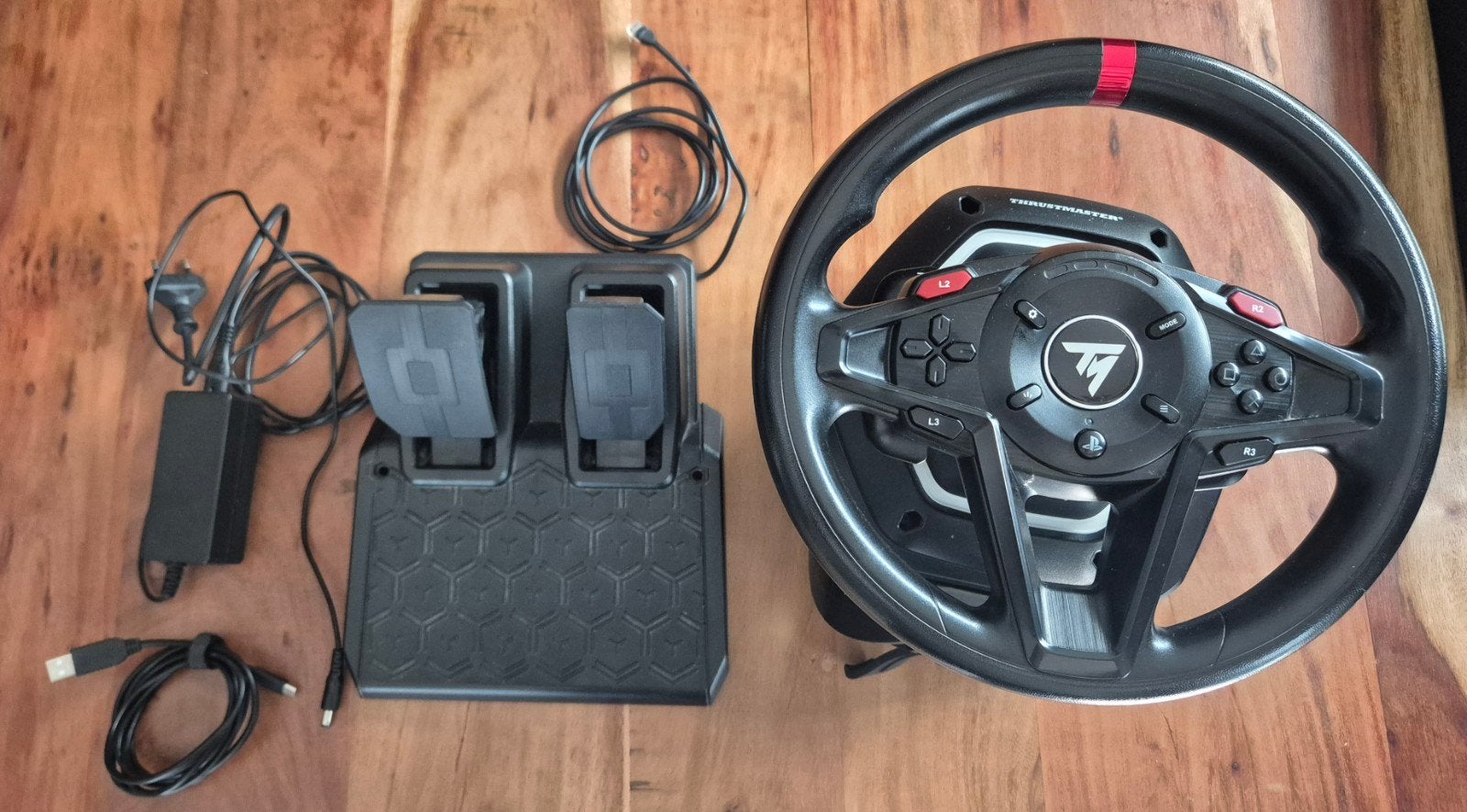 Thrustmaster T128 racestuur met pedalen voor pc en ps4/5, Ophalen, Racestuur, Gebruikt, Force feedback