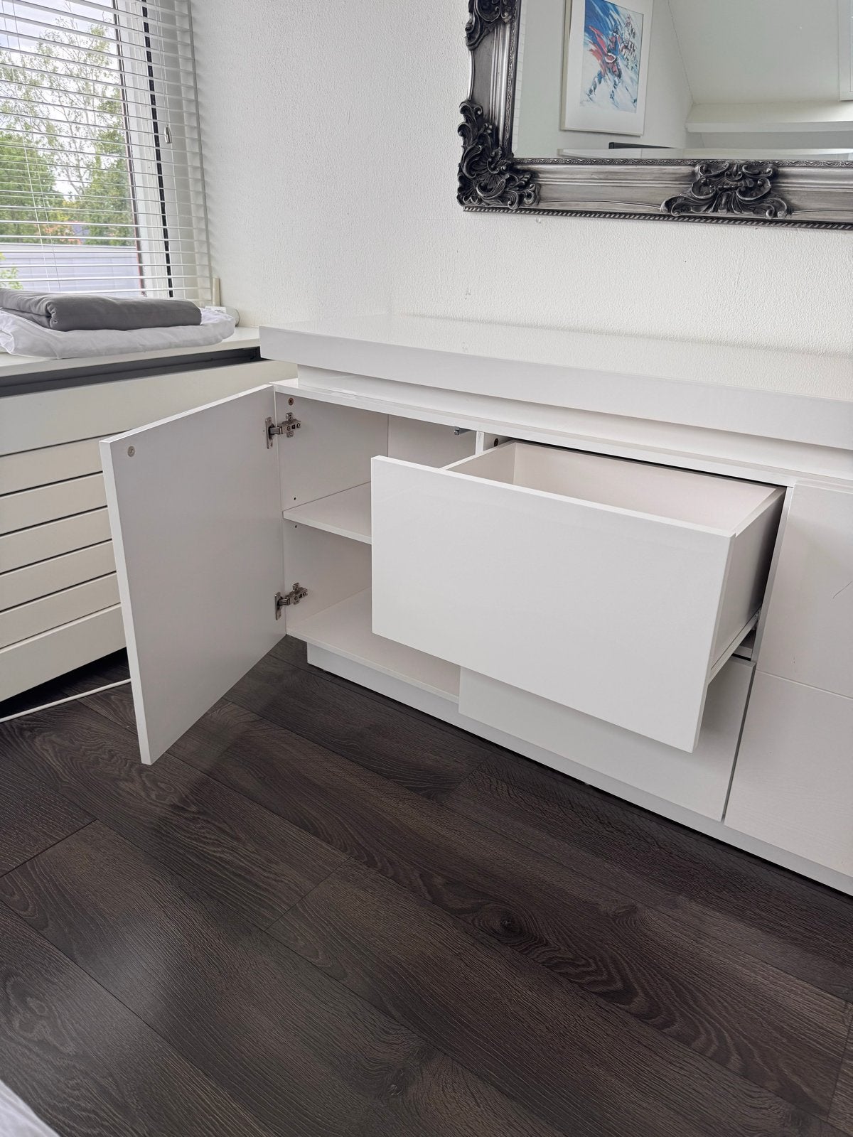 Hoogglans wit dressoir - 150x40x75 cm, Ophalen, Overige materialen, Gebruikt, 150 tot 200 cm