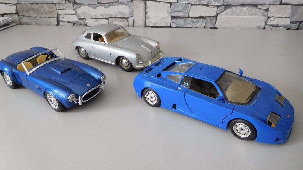 Porsche/Bugatti/Cobra, Hobby en Vrije tijd, Modelauto's | 1:24, Ophalen of Verzenden, Zo goed als nieuw, Auto, Overige merken