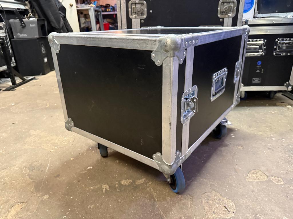 JLT Cases Flightcase Doubledoor 19" inch 8U op bluewheels, Ophalen of Verzenden, Zo goed als nieuw, Overige instrumenten, Flightcase