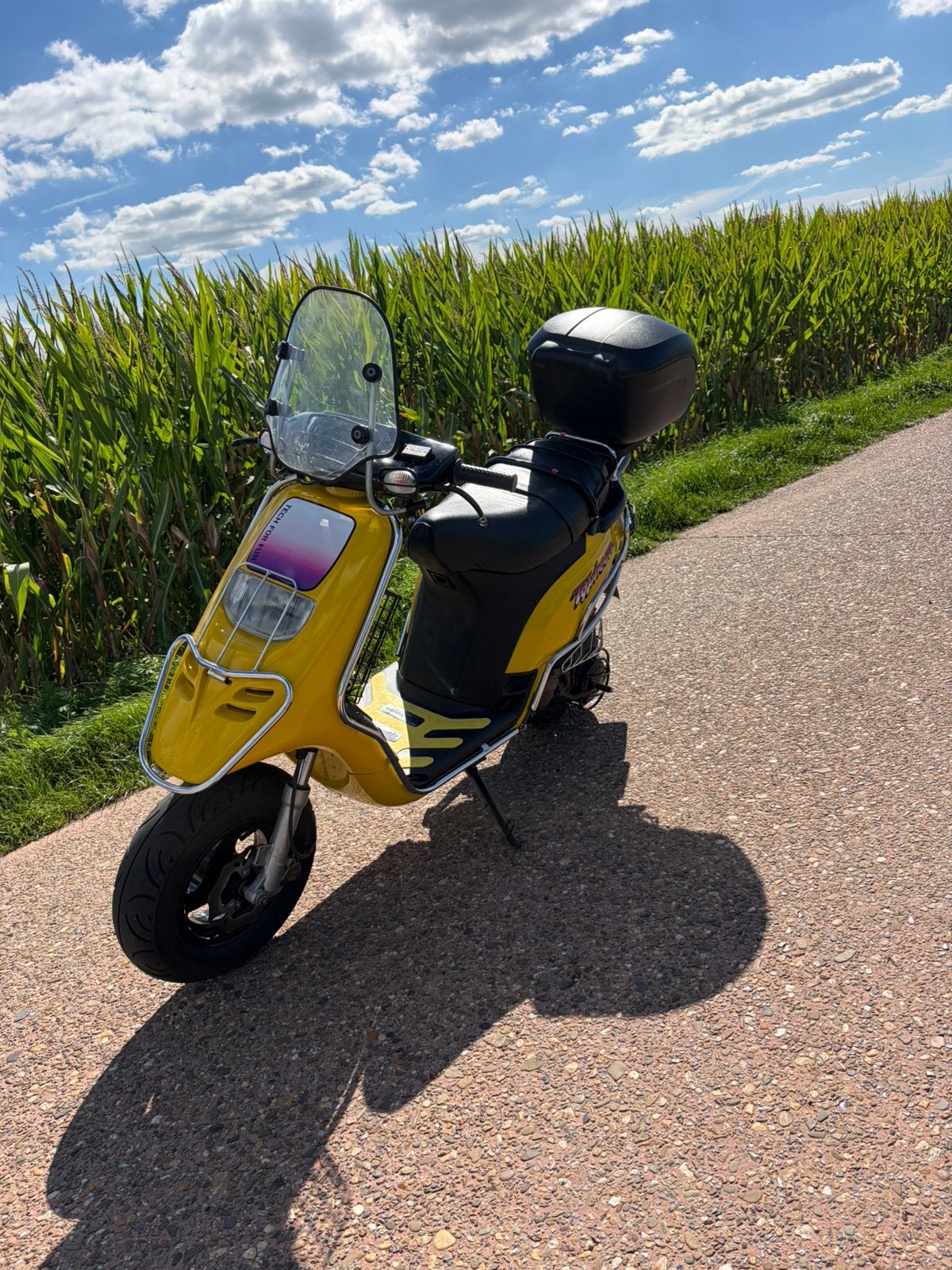Piaggio Typhoon 70cc DD Full Option ️, Ophalen, Zo goed als nieuw