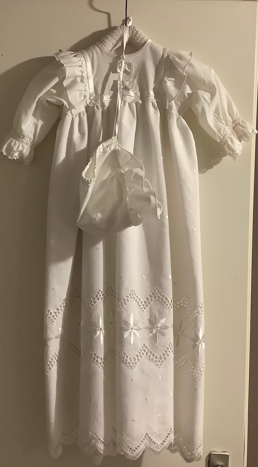 Doopjurk met mutsje Brocante 👶🏻, Antiek en Kunst, Ophalen of Verzenden, Kinderen