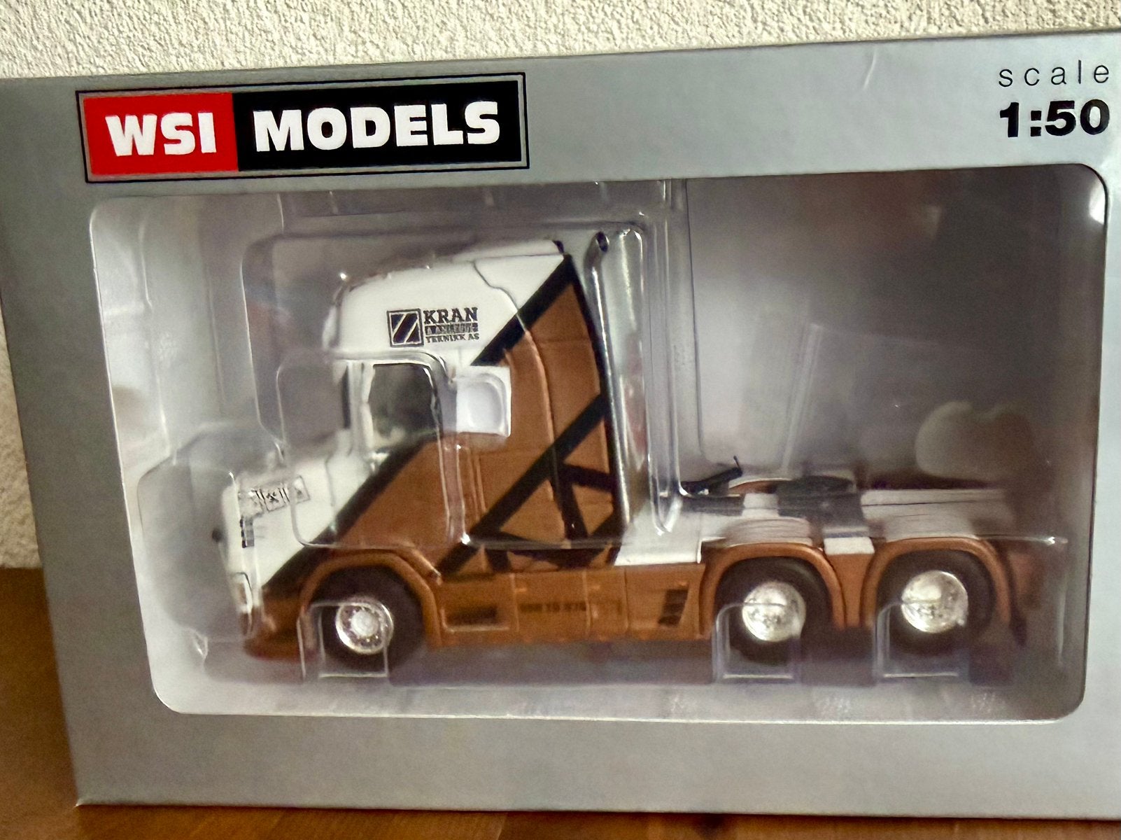 WSI Models: Kran & Anleggsteknikk- Scania S660, V8, Ophalen of Verzenden, Zo goed als nieuw, Bus of Vrachtwagen, Wsi