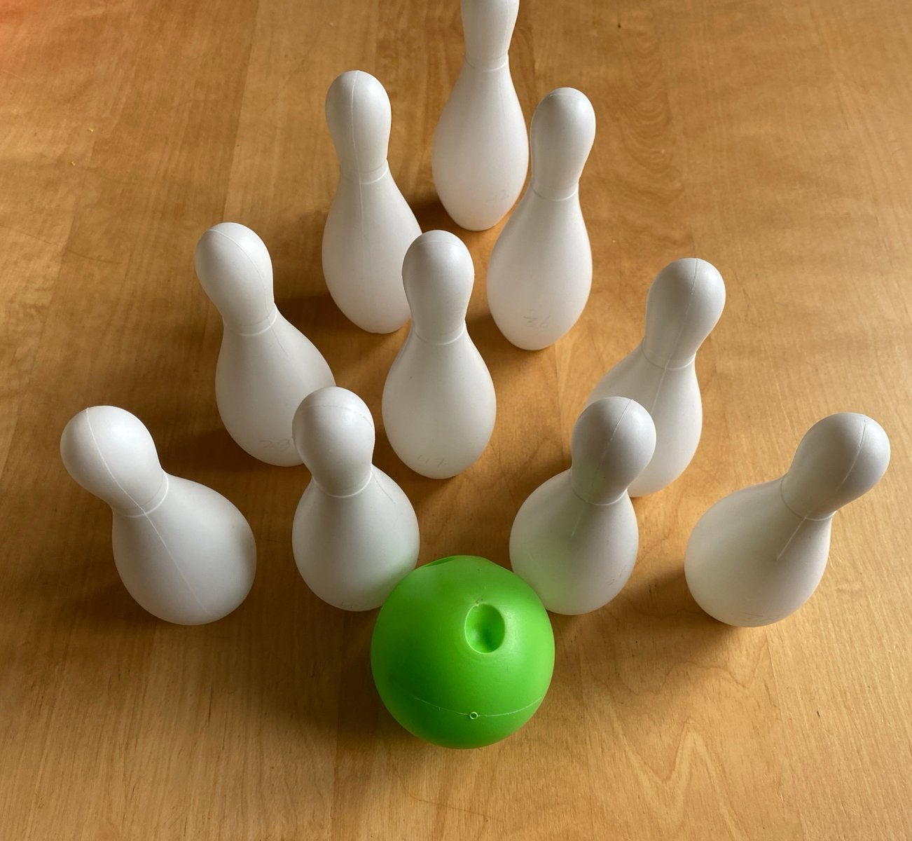 Bowling set voor kinderen - 10 kegels en bal, Sport en Fitness, Bowlen, Ophalen of Verzenden, Gebruikt, Overige typen