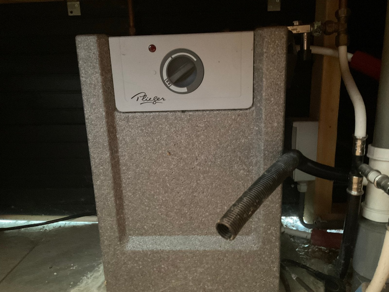 Plieger boiler 10 liter  - Compact en Efficiënt, Doe-het-zelf en Verbouw, Geisers en Boilers, Gebruikt, Boiler, Minder dan 20 liter