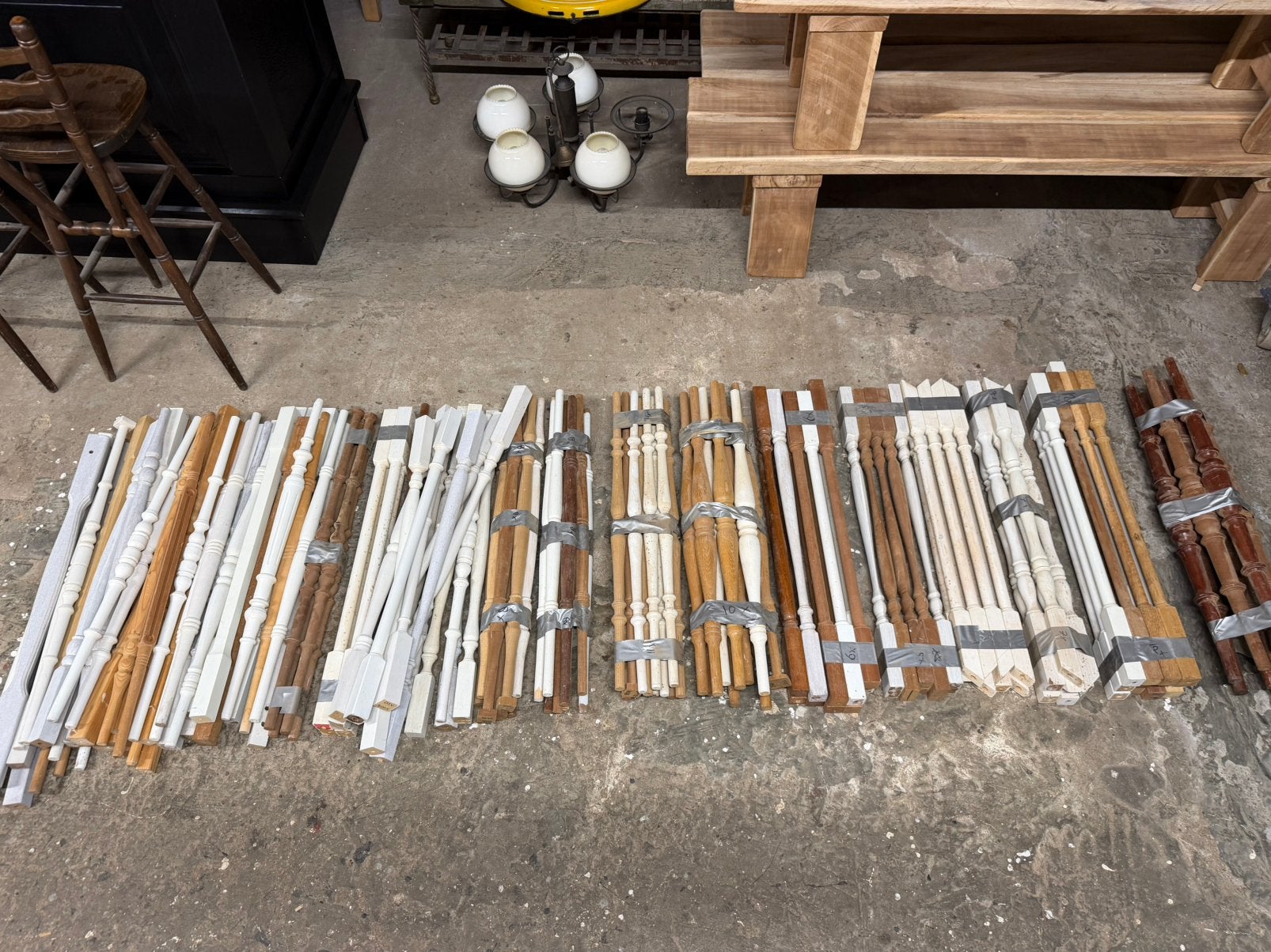 Partij houten trapspijlen baluster sier palen, Ophalen, 50 mm of meer, Balk, Minder dan 200 cm