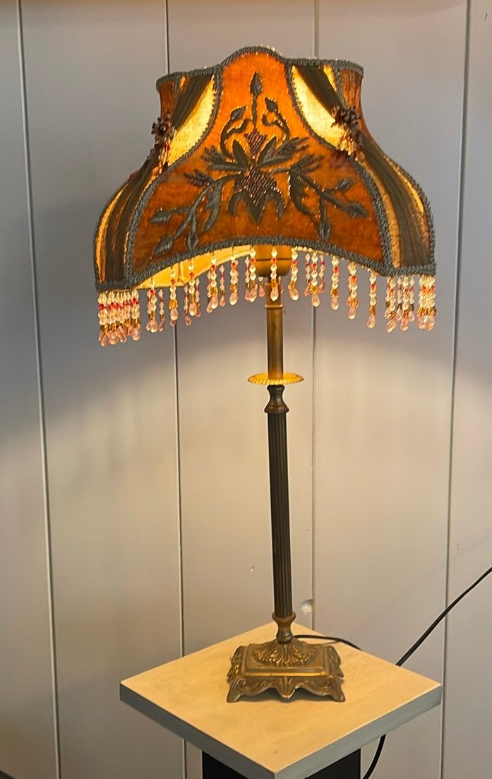 Vintage Tafellamp met Barok Lampenkap - 65 cm hoog, Antiek en Kunst, Ophalen of Verzenden