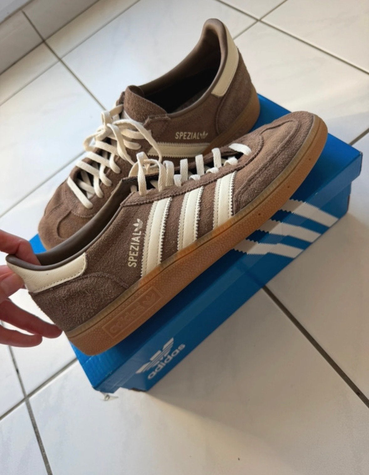Adidas Spezial sneakers bruin - maat 41 1/3, Kleding | Heren, Ophalen of Verzenden, Zo goed als nieuw, Bruin, Sneakers of Gympen