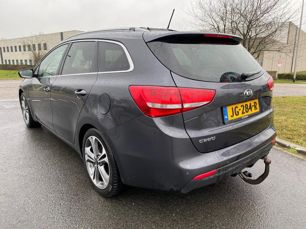 Kia Cee'd Sportswagon 2016 * 1.6 CRDi Business GT-Line * AUT, Auto's, Kia, 136 pk, Gebruikt, Euro 6, 4 cilinders