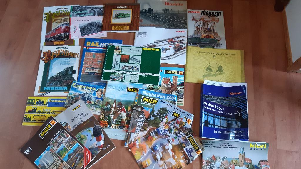 Catalogi Faller, Roco, Primex, Eggerbahn, Hobby en Vrije tijd, Ophalen of Verzenden, Gebruikt, Groter dan 1:32