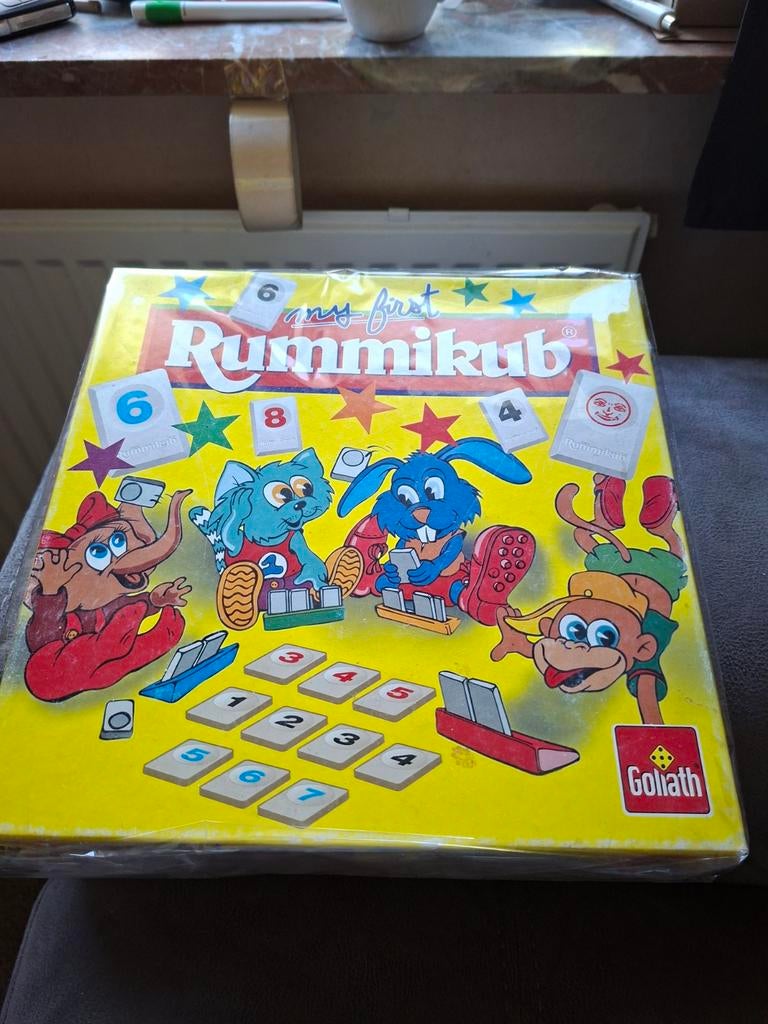 Rummikub junior, Ophalen of Verzenden, Zo goed als nieuw
